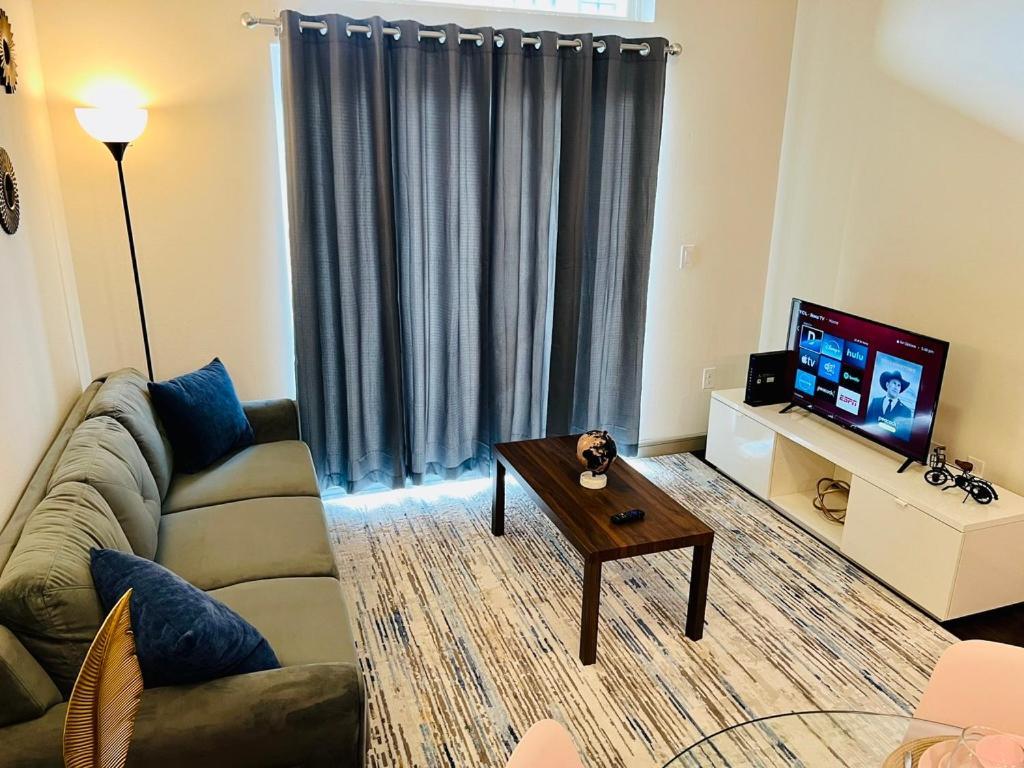 יוסטון Downtown Apt Free Parking - Pool - Gym - Fully Kitchen מראה חיצוני תמונה